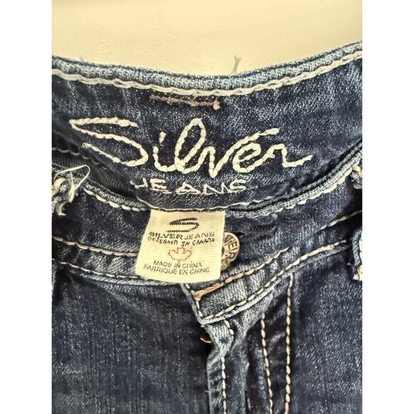 Silver Jeans Co. Suki Surplus Capri Jeans Distressed Curvy Fit Size 30 - Picture 5 of 8